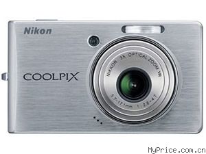 ῵ coolpix S500